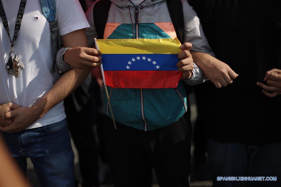 (49)VENEZUELA-CARACAS-SOCIEDAD-PROTESTA