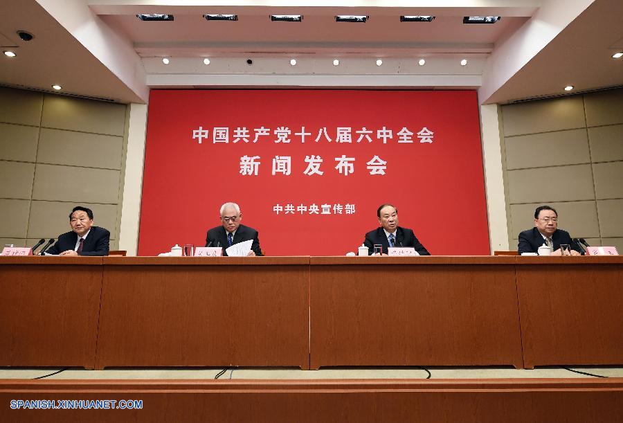 Dos documentos aprobados en una reunión del Comité Central del Partido Comunista de China (PCCh) establecen garantías institucionales para la gobernanza del Partido, señalaron altos funcionarios del PCCh.
