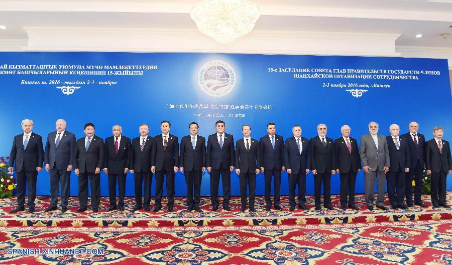 China está dispuesta a dedicar esfuerzos conjuntos con otros miembros de la Organización de Cooperación de Shanghai (OCS) para impulsar el comercio regional y facilitar la inversión, indicó hoy jueves el primer ministro chino, Li Keqiang, en la capital kirguís de Bishkek.