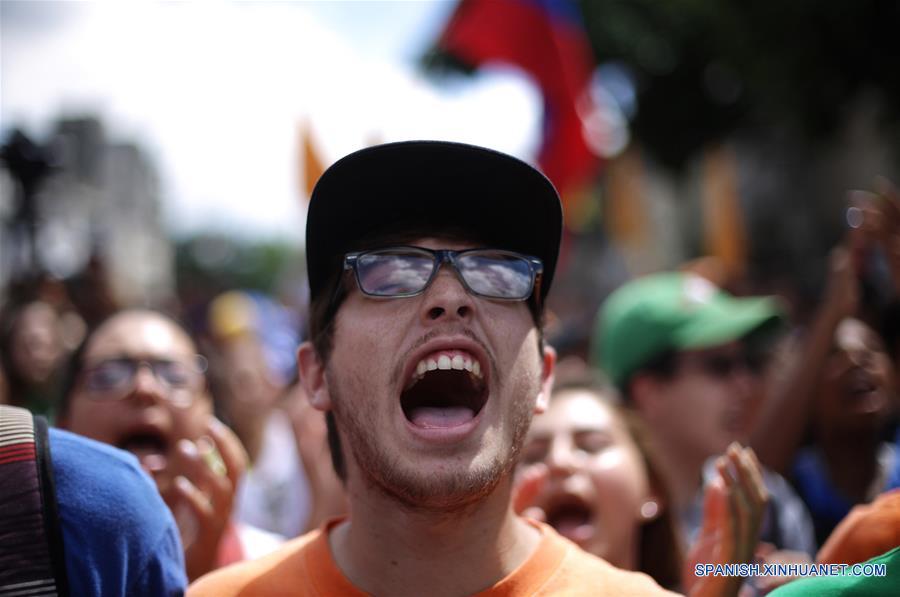 (8)VENEZUELA-CARACAS-SOCIEDAD-PROTESTA