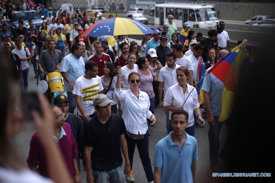 (3)VENEZUELA-CARACAS-SOCIEDAD-PROTESTA