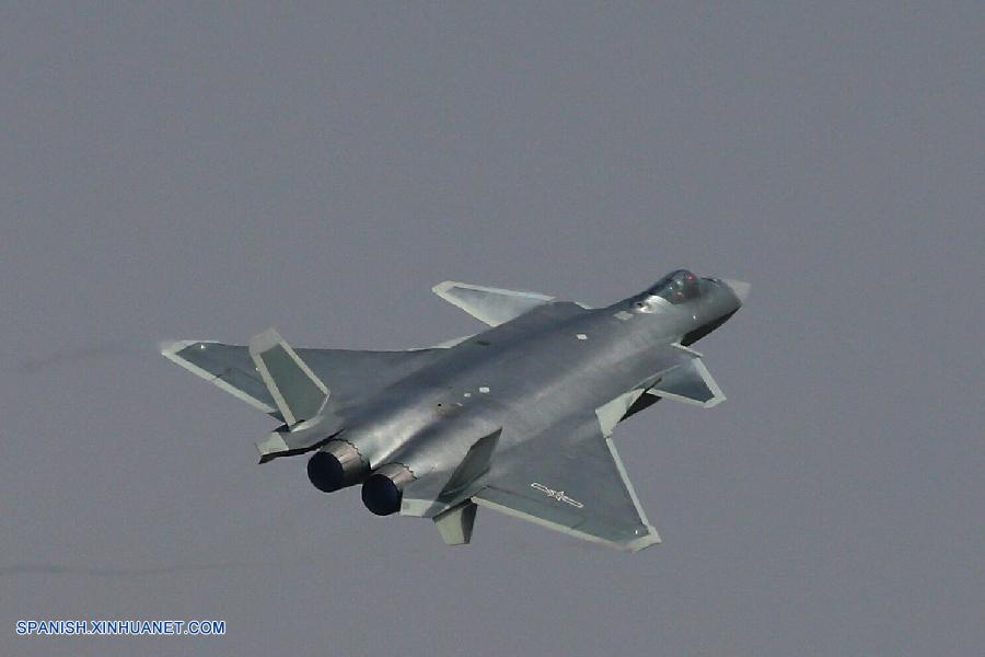 Una muestra aérea internacional ha presentado las nuevas destrezas de China en tecnología de la aviación y tanto empresas de propiedad estatal como compañías privadas han contribuido al progreso.