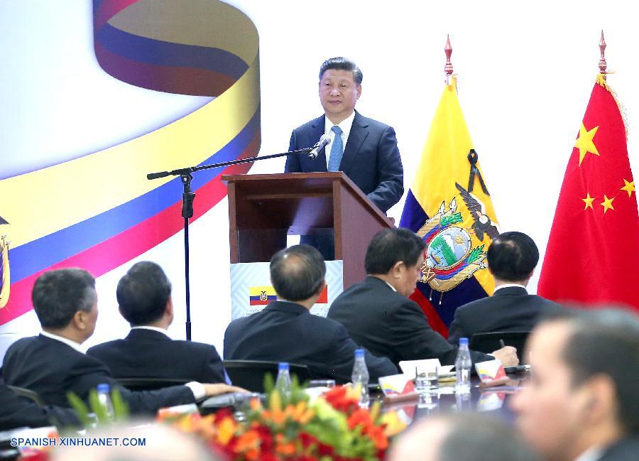 El presidente de China, Xi Jinping, de visita en Quito, prometió hoy más apoyo para la reconstrucción y el alivio luego del terremoto ocurrido en Ecuador.