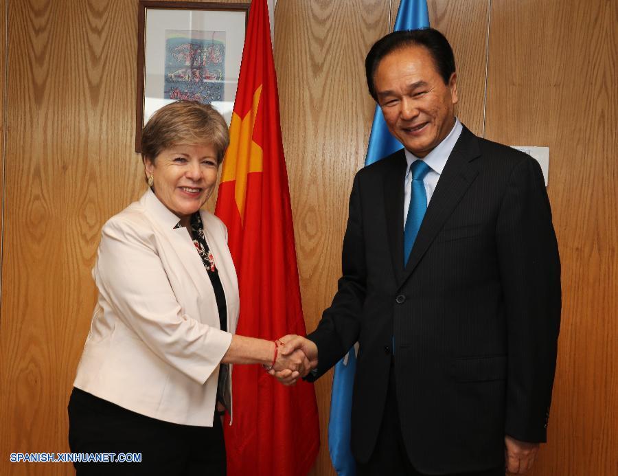 La agencia estatal de noticias china, Xinhua, y la Comisión Económica para América Latina y el Caribe (CEPAL) de la ONU acordaron el lunes en esta capital fortalecer su cooperación.