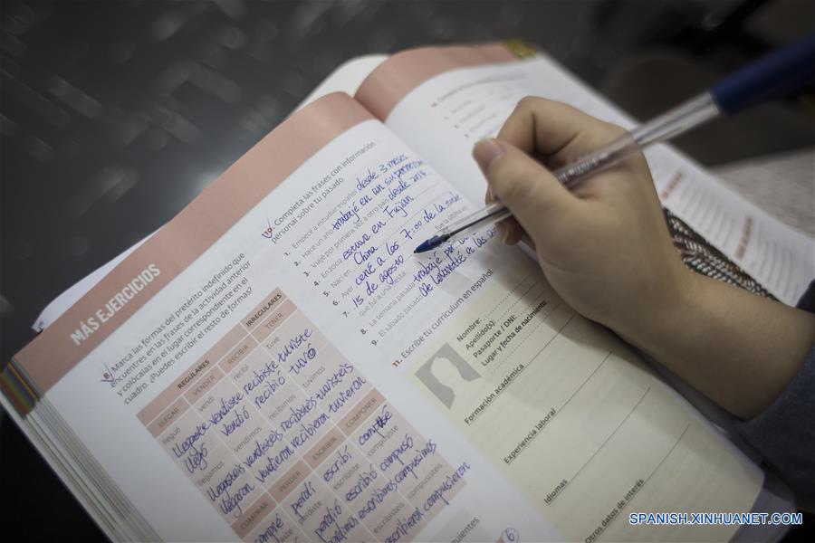 (7)ARGENTINA-BUENOS AIRES-CHINA-EDUCACION-EVENTO