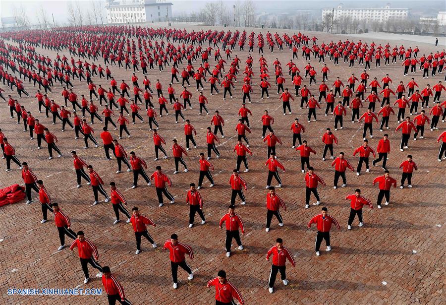 Henan: Escuela de Artes Marciales Shaolin Tagou en Dengfeng