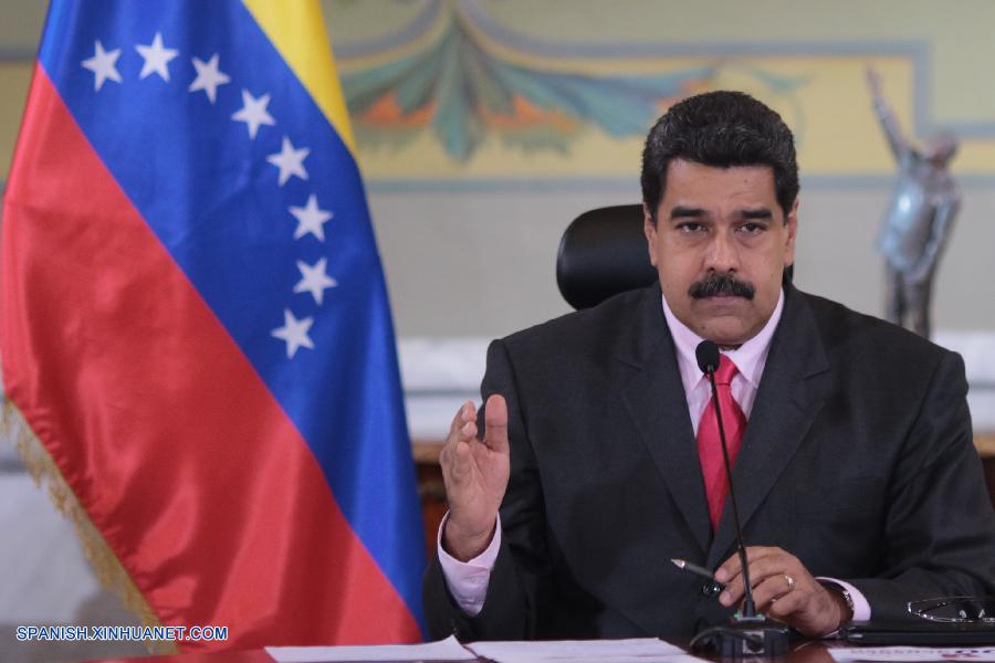 El presidente de Venezuela, Nicolás Maduro, condenó las manifestaciones violentas que se registraron hoy en esta nación suramericana, que tienen como presunta razón la escasez de billetes para realizar operaciones en los comercios.