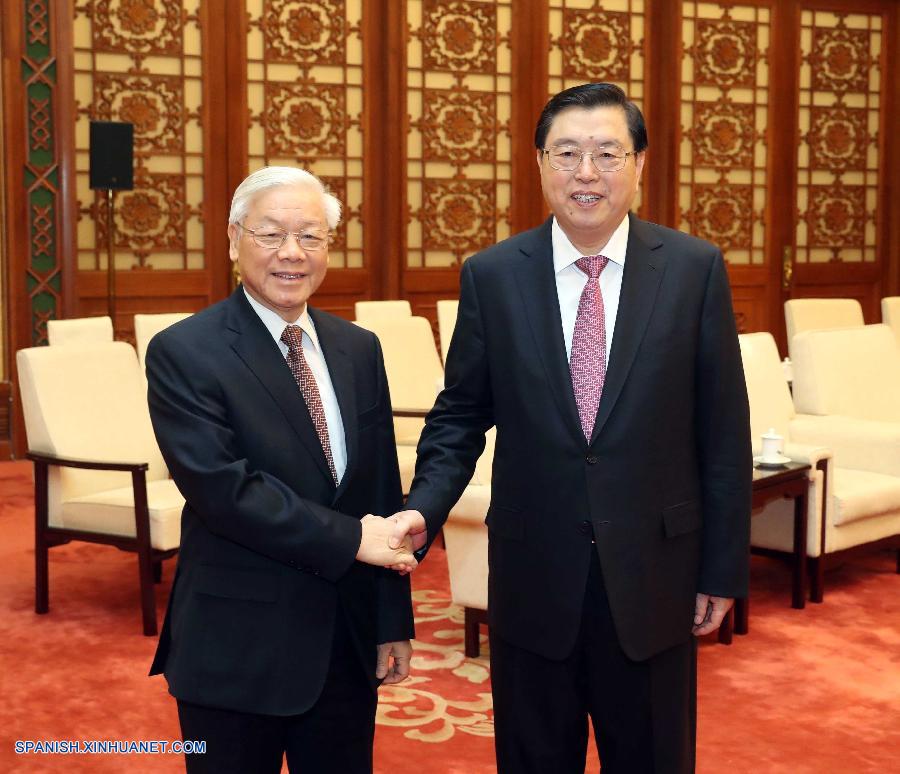 Los importantes líderes chinos Li Keqiang, Zhang Dejiang y Wang Qishan se reunieron hoy en Beijing con el secretario general del Comité Central del Partido Comunista de Vietnam (PCV), Nguyen Phu Trong, para impulsar las relaciones.