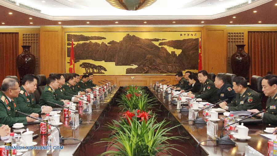 El ministro de Defensa de China, Chang Wanquan, también se reunió hoy con Lich y expresó la esperanza de China de realizar esfuerzos conjuntos con la parte vietnamita para garantizar la paz y estabilidad regionales.