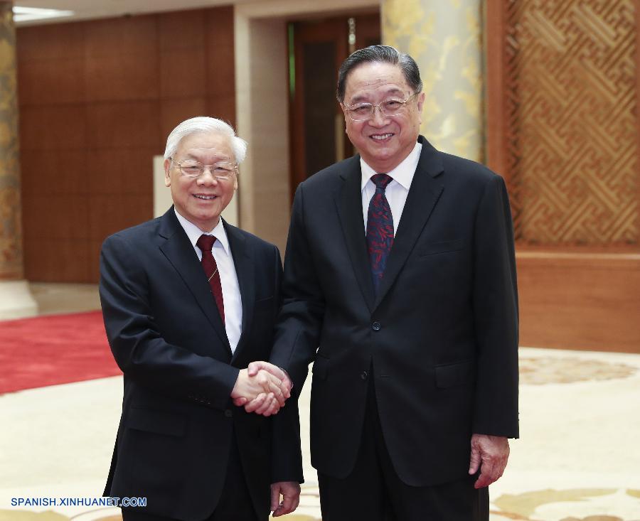 El máximo asesor político de China, Yu Zhengsheng, se reunió el viernes por la noche con el secretario general del Comité Central del Partido Comunista de Vietnam (PCV), Nguyen Phu Trong, y llamó a fortalecer la comunicación estratégica y la confianza política entre ambos países vecinos.