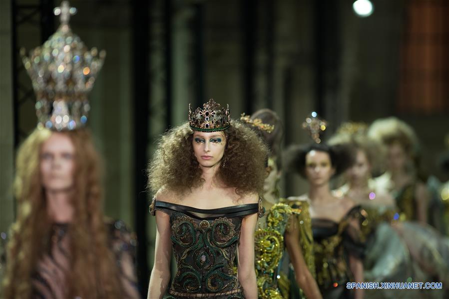 (8)FRANCIA-PARIS-MODA-SEMANA MODA
