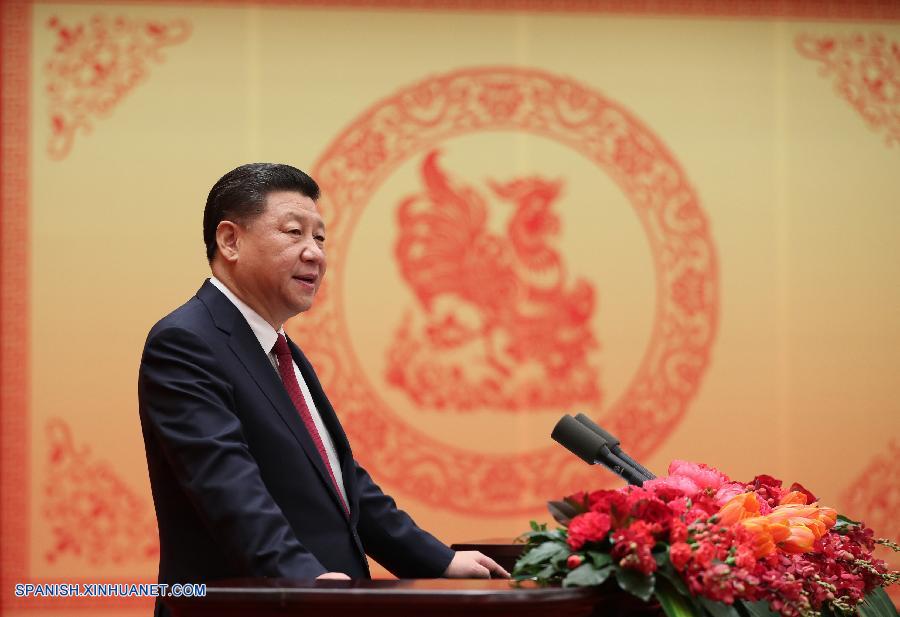 El presidente de China, Xi Jinping, en nombre del Comité Central del Partido Comunista de China (PCCh) y el Consejo de Estado (gabinete), felicitó hoy jueves la Fiesta de Primavera a todos los chinos en una recepción en Beijing.