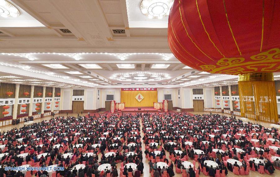 El presidente de China, Xi Jinping, en nombre del Comité Central del Partido Comunista de China (PCCh) y el Consejo de Estado (gabinete), felicitó hoy jueves la Fiesta de Primavera a todos los chinos en una recepción en Beijing.