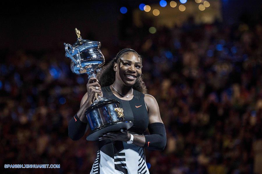 Serena Williams derrota a su hermana Venus por 6-4 y 6-4 y logra su 23 Gran Slam.