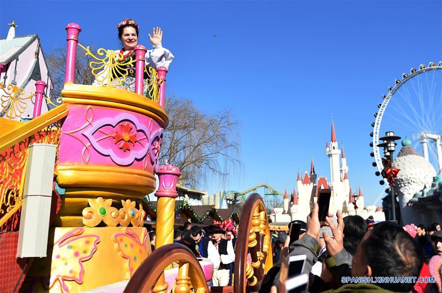 (3)CHINA-BEIJING-SOCIEDAD-AÑO NUEVO