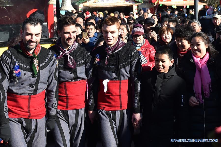 (4)CHINA-BEIJING-SOCIEDAD-AÑO NUEVO