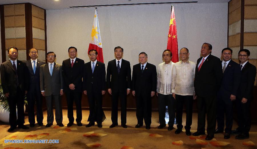 China y Filipinas acordaron hoy fortalecer su cooperación comercial y económica, luego de la conclusión de una reunión de alto nivel.