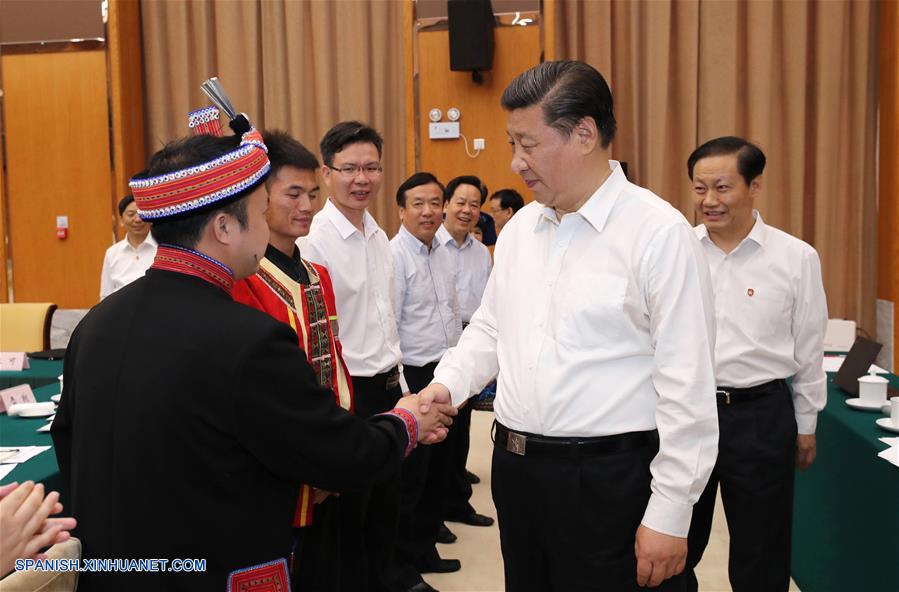 El presidente de China, Xi Jinping, instó a la región autónoma de la etnia zhuang de Guangxi a capitalizar sus ventajas para desempeñar un mayor papel en la Iniciativa de la Franja y la Ruta.