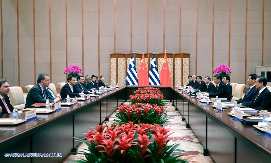 El presidente de China, Xi Jinping, pidió hoy sábado que China y Grecia amplíen su cooperación en los sectores oceánico, energético, de telecomunicaciones y de infraestructura, para beneficiar a los pueblos de ambos países.