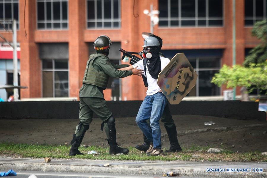 (19)VENEZUELA-CARACAS-SOCIEDAD-PROTESTA