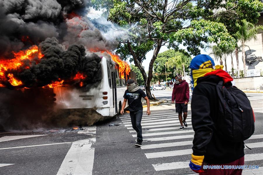 (23)VENEZUELA-CARACAS-SOCIEDAD-PROTESTA