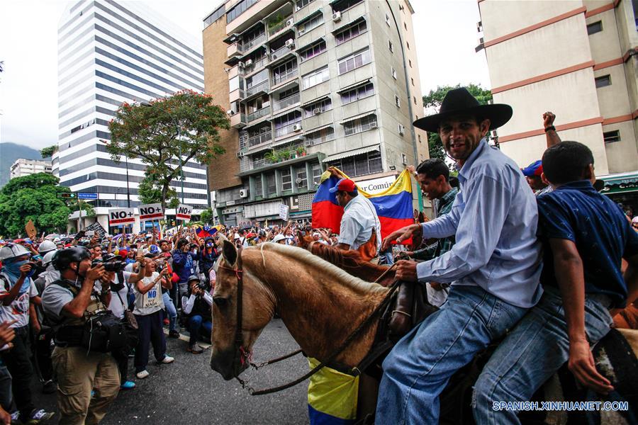 (30)VENEZUELA-CARACAS-SOCIEDAD-PROTESTA