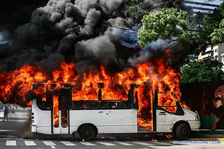 (29)VENEZUELA-CARACAS-SOCIEDAD-PROTESTA