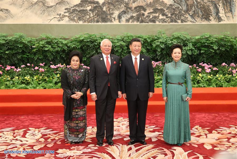 El presidente de China, Xi Jinping, pidió renovar el espíritu de la Franja y la Ruta al pronunciar hoy un discurso en un banquete ofrecido en honor de los huéspedes extranjeros que asisten al Foro de la Franja y la Ruta para la Cooperación Internacional.