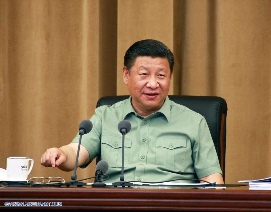 El presidente chino, Xi Jinping, pidió hoy miércoles esfuerzos para convertir a la Marina del Ejército Popular de Liberación (EPL) en una fuerza poderosa y moderna, que esté en capacidad de apoyar la realización del sueño chino del rejuvenecimiento nacional y el sueño de un ejército fuerte.
