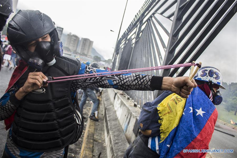 (1)VENEZUELA-CARACAS-SOCIEDAD-PROTESTA