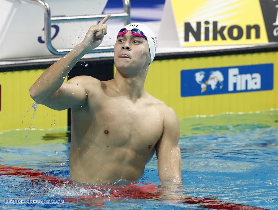 El astro chino de la natación Sun Yang ganó hoy en la capital húngara el título de 400 metros libres masculino por tercera ocasión consecutiva en el XVII Campeonato Mundial de la Federación Internacional de Natación (FINA).