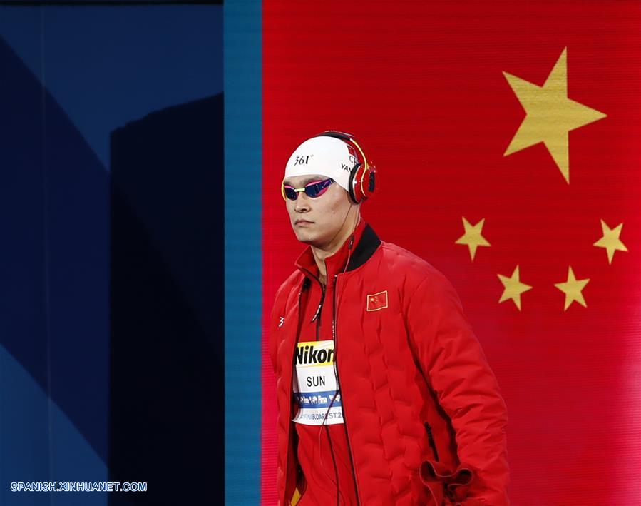 El campeón olímpico Sun Yang de China ganó hoy en Budapest su primer título en los 200 metros para varones estilo libre en el XVII Campeonato Mundial de la FINA.
