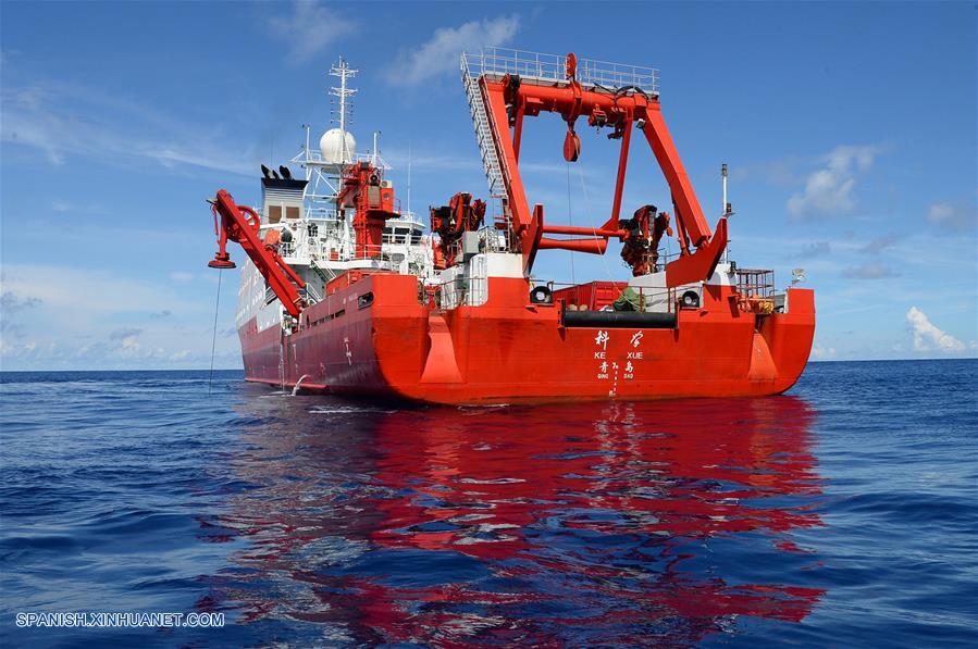 (5)CHINA-A BORDO DEL KEXUE-CIENCIA-EXPEDICION