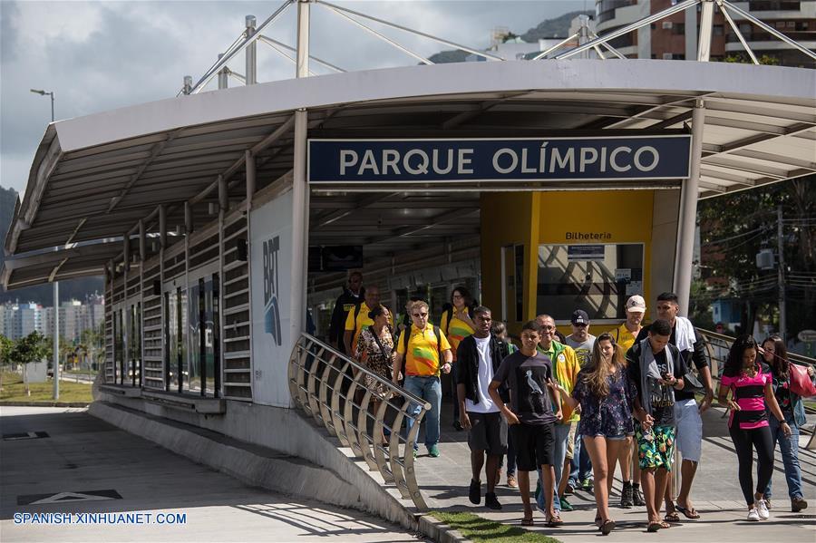 Cuando la ciudad de Río de Janeiro fue elegida como la sede olímpica en 2009 hubo una gran celebración entre los cariocas. La ciudad, también de la final del Mundial de Fútbol de 2014, se convertiría también, dos años después, en el 'centro del mundo' durante los días de la realización de los primeros Juegos Olímpicos en Sudamérica.