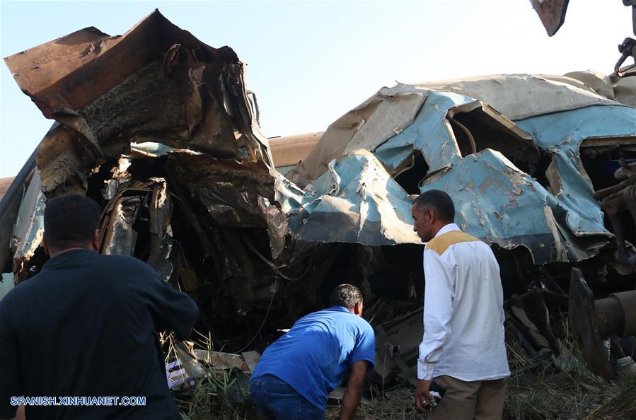 (4)EGIPTO-ALEJANDRIA-ACCIDENTE-TREN