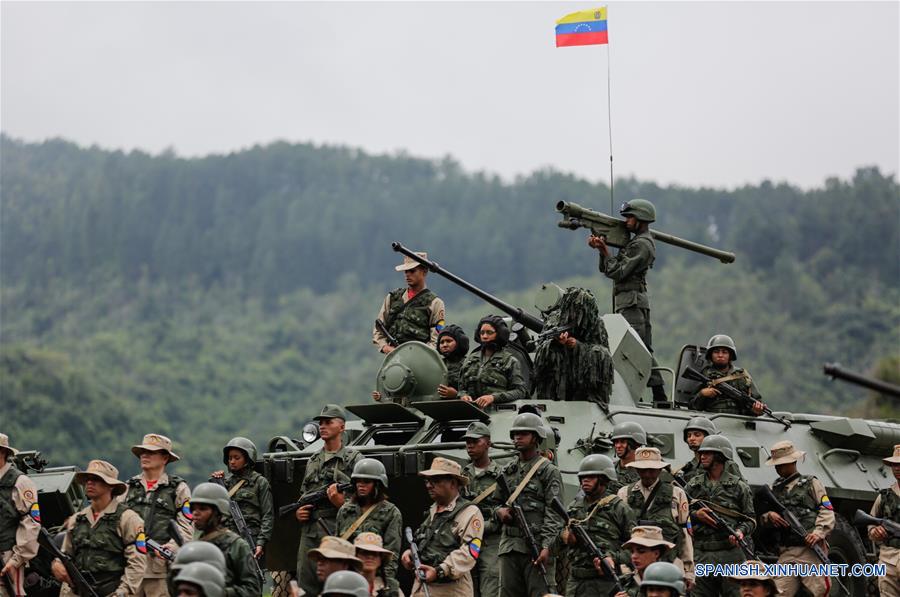 (5)VENEZUELA-CARACAS-MILITARES-EVENTO