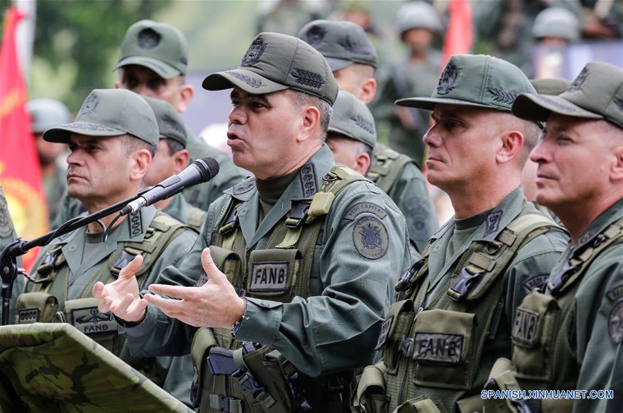 (9)VENEZUELA-CARACAS-MILITARES-EVENTO
