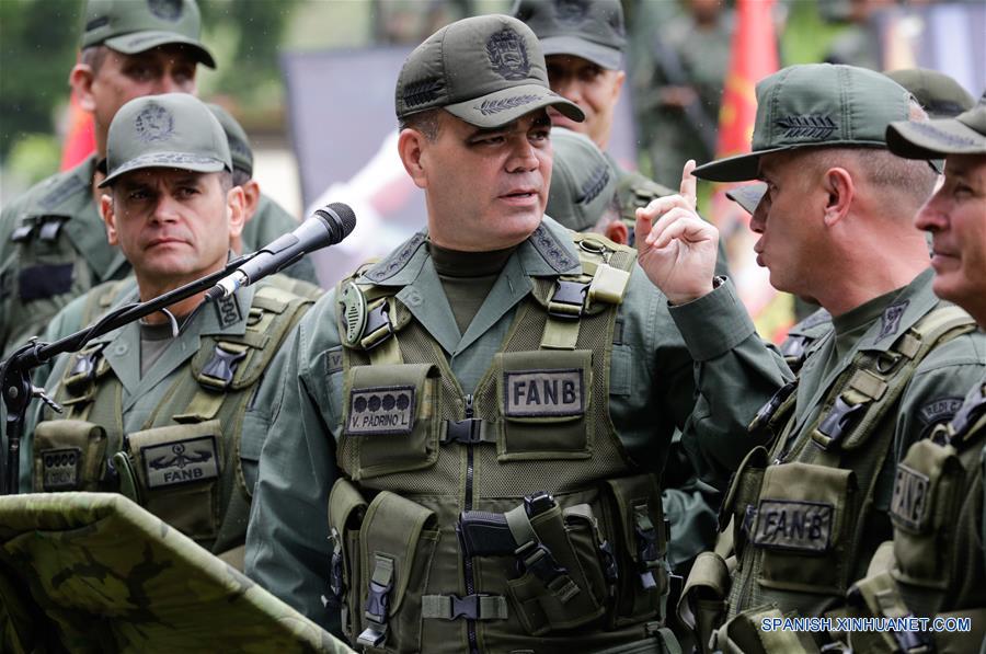(16)VENEZUELA-CARACAS-MILITARES-EVENTO
