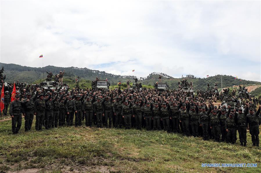 (17)VENEZUELA-CARACAS-MILITARES-EVENTO