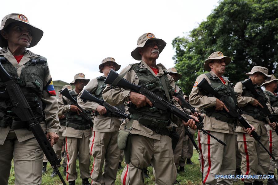 (23)VENEZUELA-CARACAS-MILITARES-EVENTO