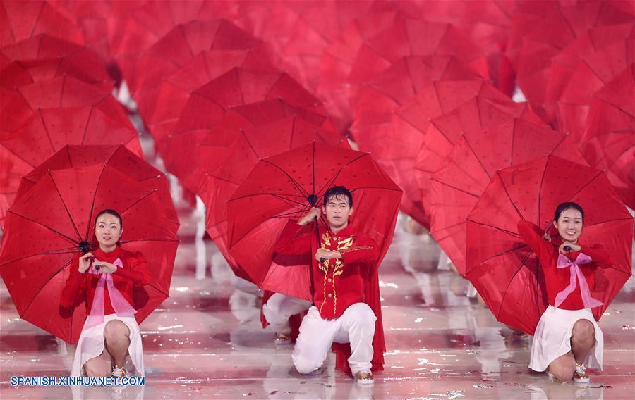 Los XIII Juegos Nacionales de China, llamados las 'miniolimpiadas' de China, fueron inaugurados hoy en el Estadio Centro Olímpico de Tianjin, llamado la 'Gota de Agua'.