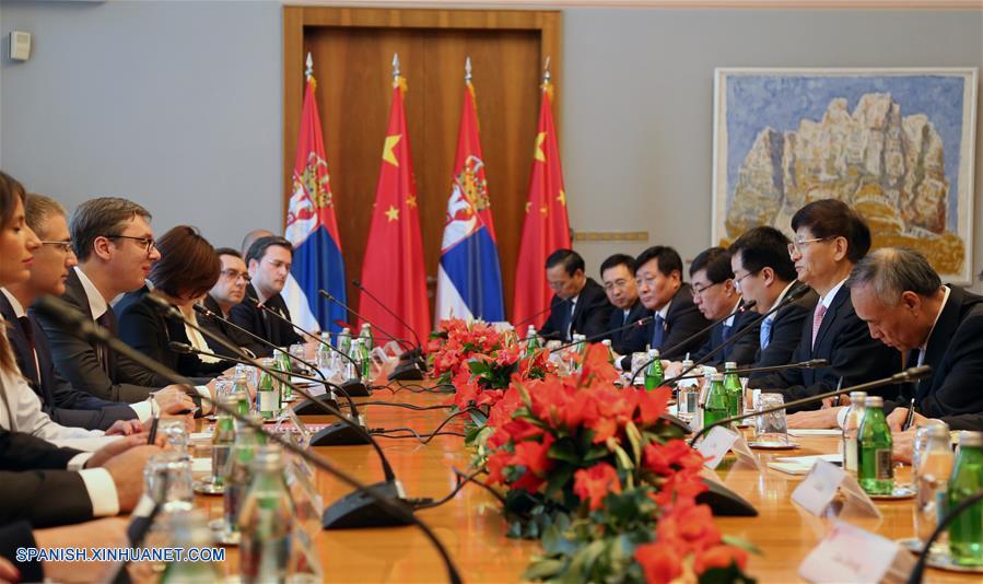 China y Serbia acordaron el martes reforzar la cooperación en todos los terrenos durante una reunión en esta capital entre el presidente serbio, Aleksandar Vucic, y Meng Jianzhu, enviado especial del presidente chino, Xi Jinping.