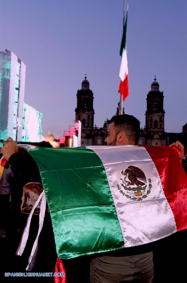 (2)MEXICO-CIUDAD DE MEXICO-SOCIEDAD-CONMEMORACION