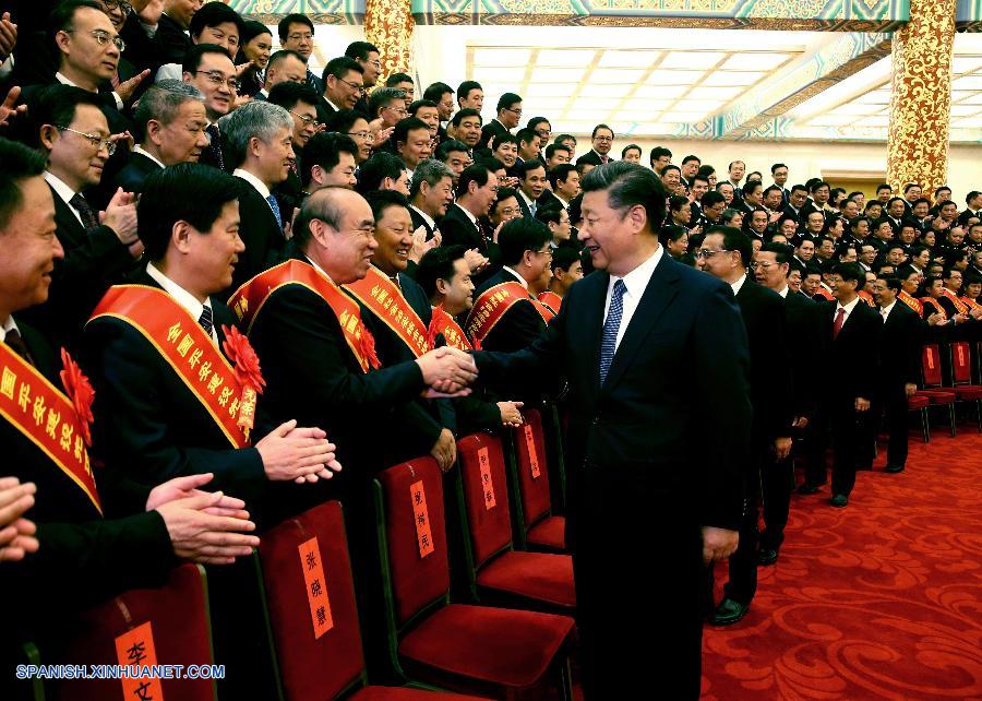 El presidente de China, Xi Jinping, subrayó hoy en Beijing que el fortalecimiento e innovación de la gobernación social solucionará mejor diversos problemas sociales.