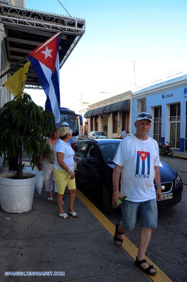 (1)CUBA-CIENFUEGOS-INDUSTRIA-TURISMO