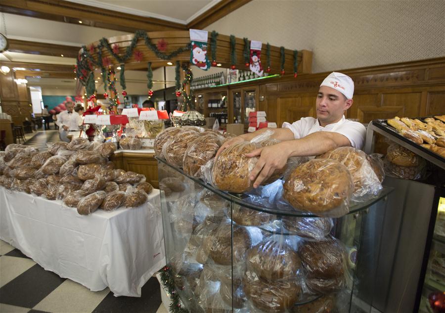 (5)ARGENTINA-BUENOS AIRES-SOCIEDAD-NAVIDAD