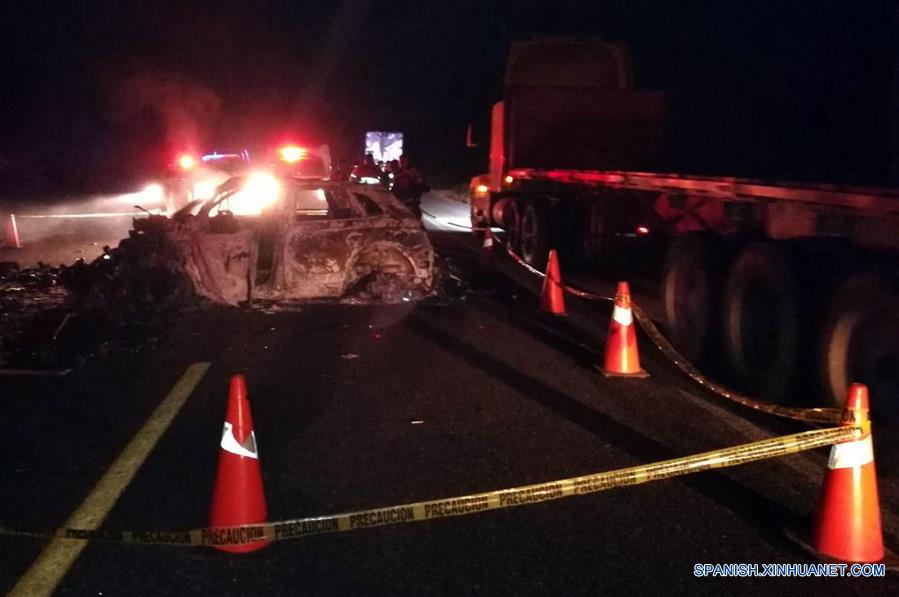 (3)MEXICO-GUERRERO-ACCIDENTE-COLISION