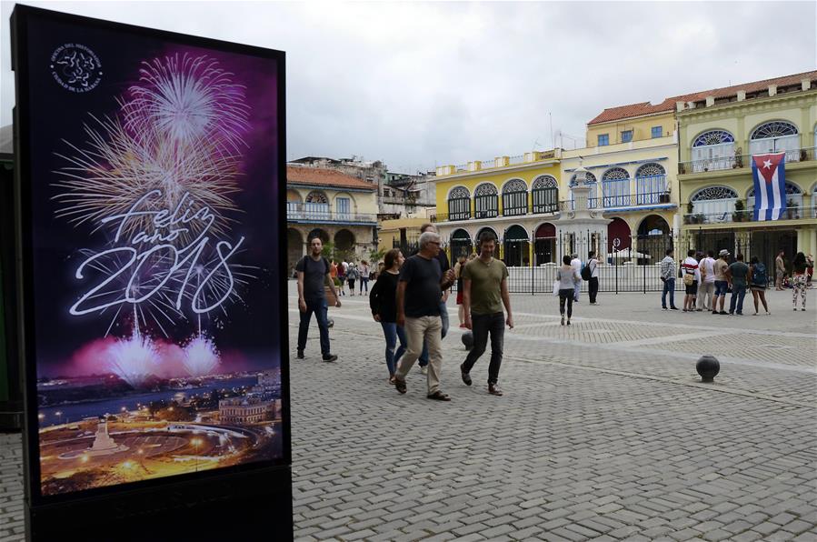 (4)CUBA-HABANA-SOCIEDAD-AÑO NUEVO