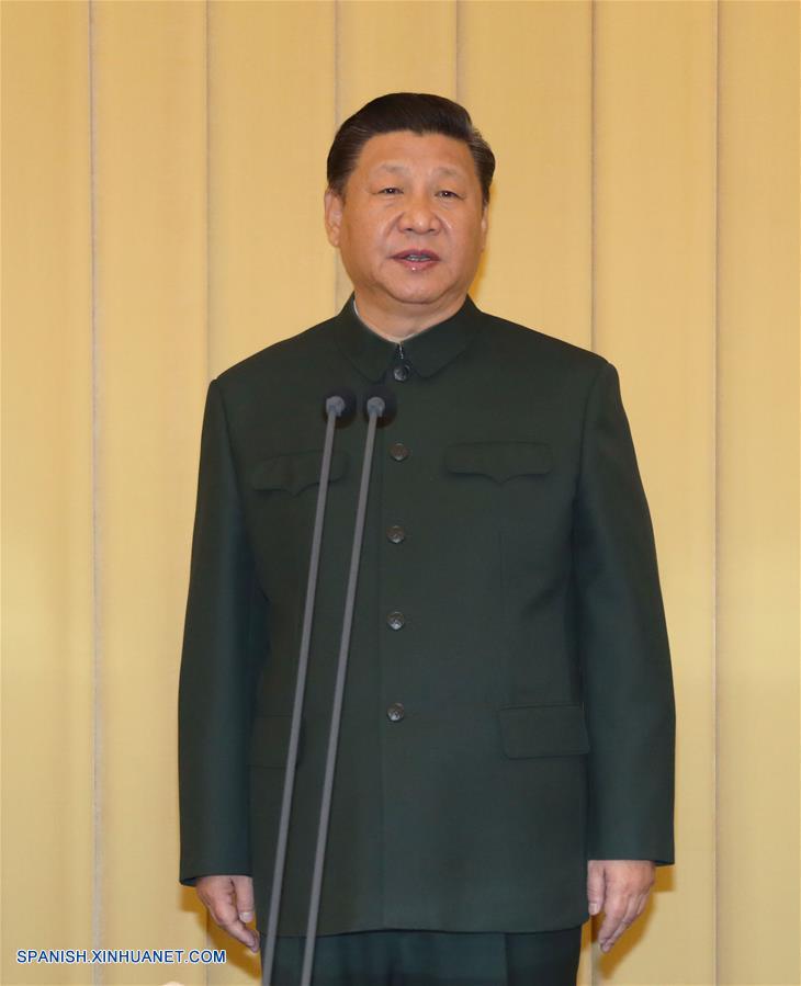 El presidente chino, Xi Jinping, pidió hoy miércoles a la Policía Armada defender el liderazgo absoluto del Partido Comunista de China (PCCh).
