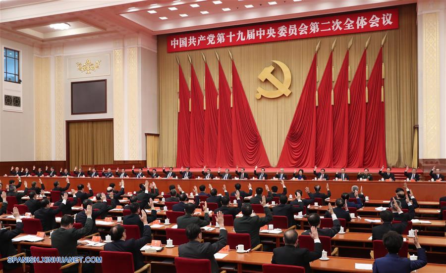 El Comité Central del Partido Comunista de China propuso hoy incluir el pensamiento de Xi Jinping sobre el socialismo con peculiaridades chinas de la nueva época en la Constitución del país.